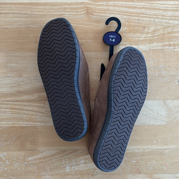 NFL Broncos men’s slippers - Picture 7 of 7